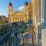 Visit * Debrecen