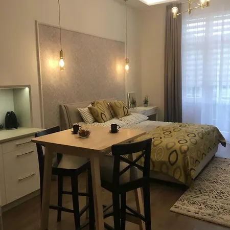 Visit * ديبريتْسين
